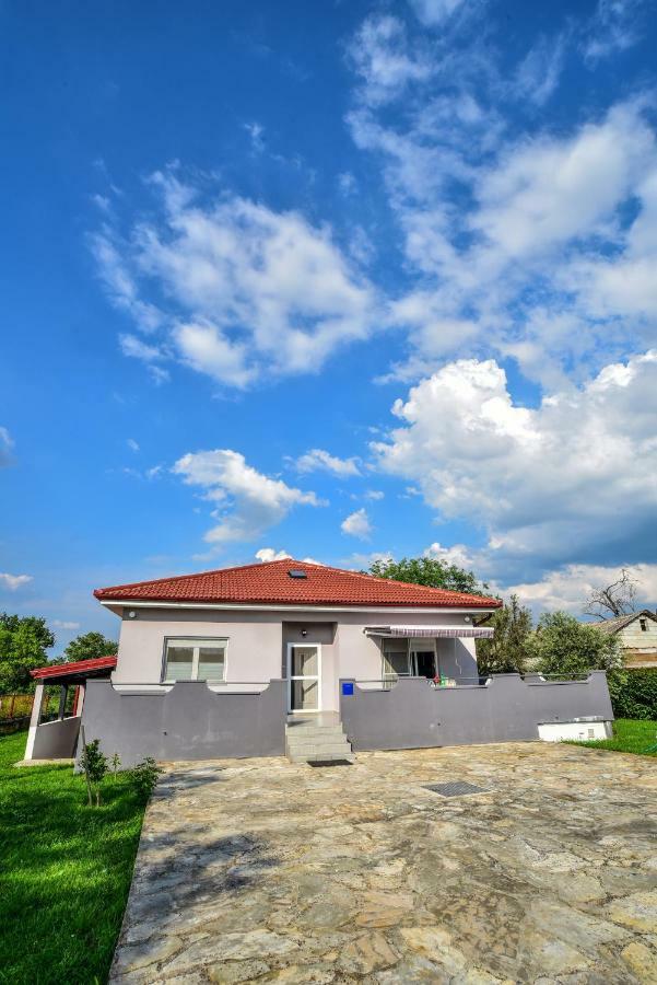 Villa Ankin Dvor à Galovac  Extérieur photo