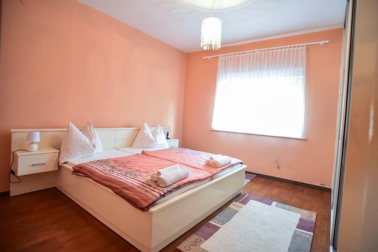 Villa Ankin Dvor à Galovac  Extérieur photo